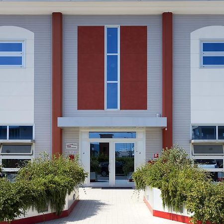 Easy Space Bientina Exterior foto