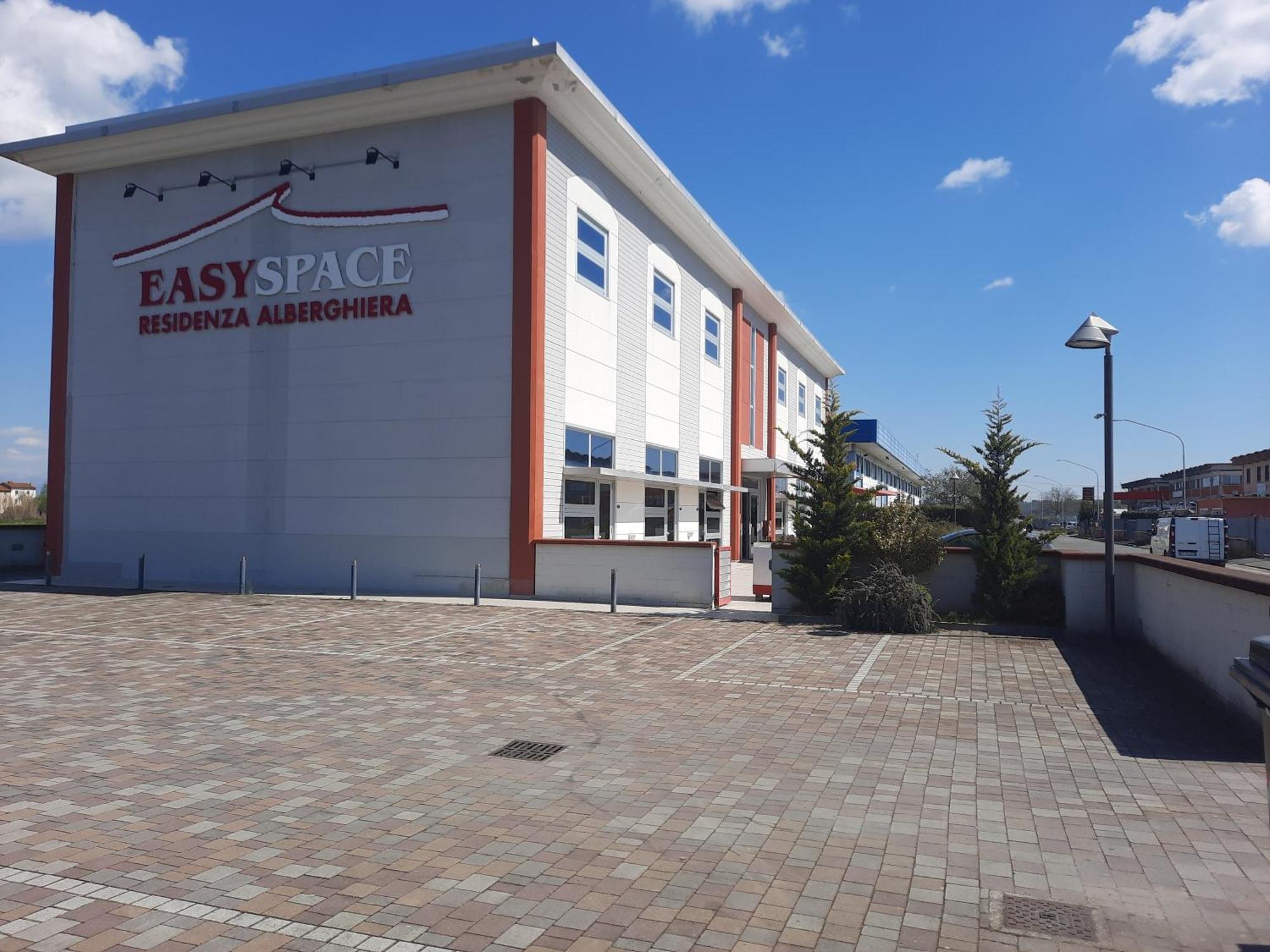 Easy Space Bientina Exterior foto